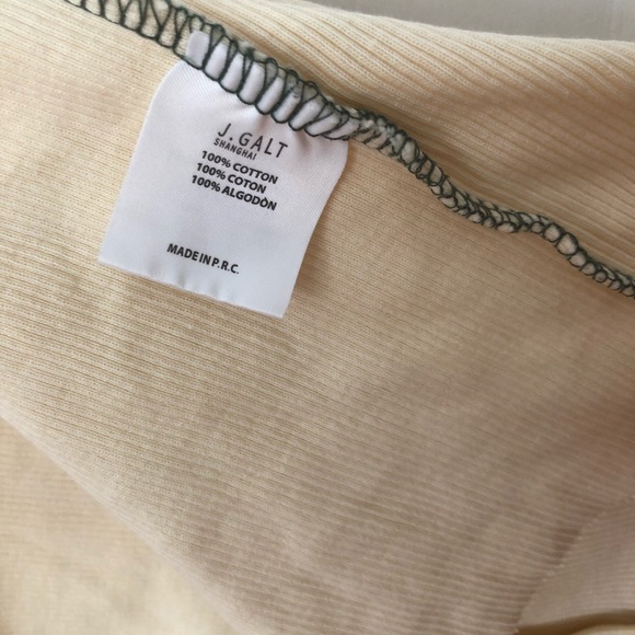 ❌SOLD❌Brandy Melville Caroline Top - Picture 4 of 4